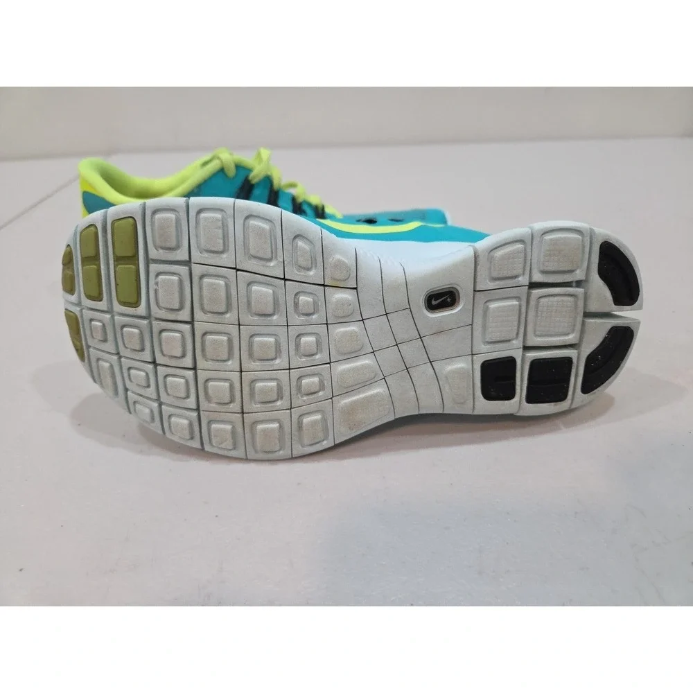 Nike Free 5.0 Women's Size 7 Running Shoes Teal Multicolor